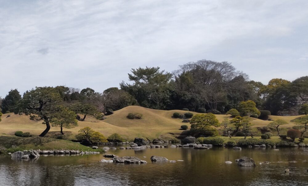 Artificial hill Suisen-ji park, example of a pond strolling garden