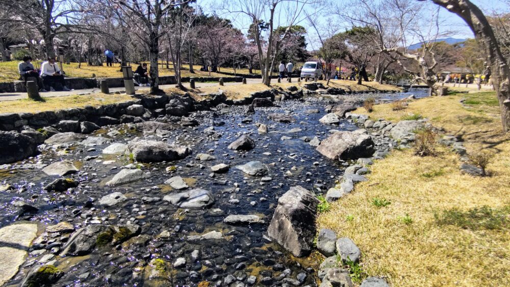 The stream in the Maruyama park example of a pond strolling garden