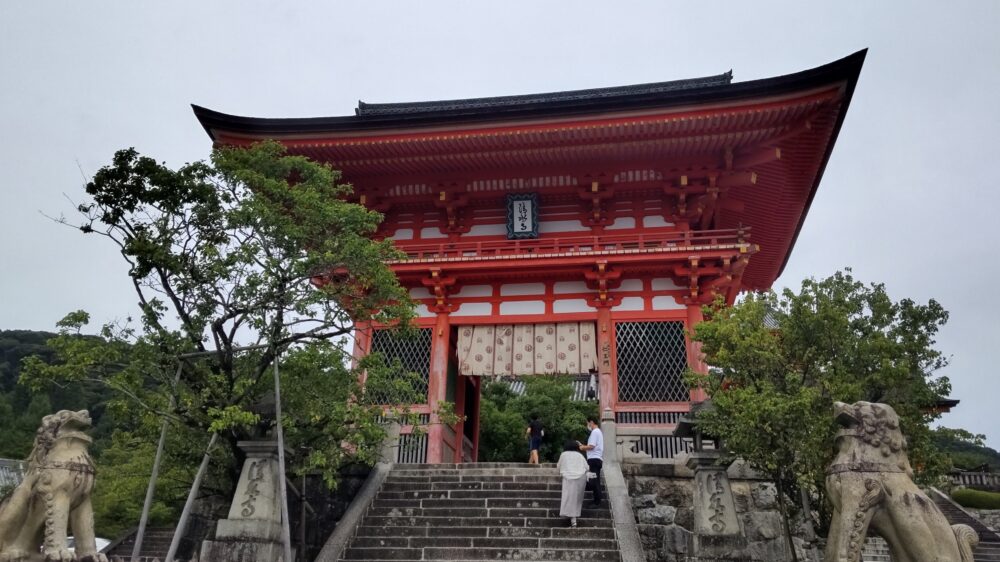 Temple gate "Sanmon" with "Nio" and "Komainu" in Kiyomizudera Temple