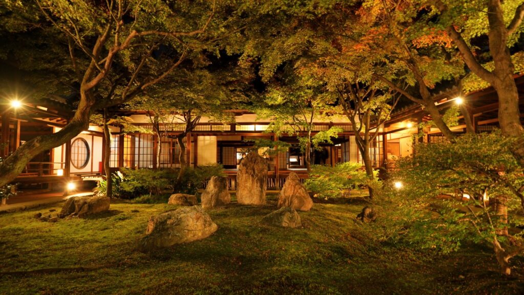 Kennin-ji Temple Nighttime Illumination