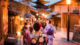 Kyoto Gion Night Walk - Small Group Guided Tour